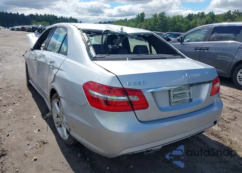 2013 Mercedes-Benz E 350 4Matic из США, поврежденный, VIN WDDHF8JB4DA738065